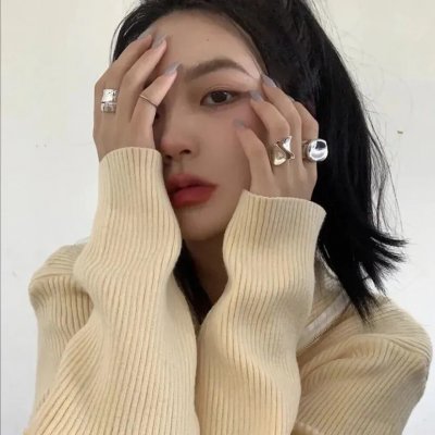 富贵再三逼人